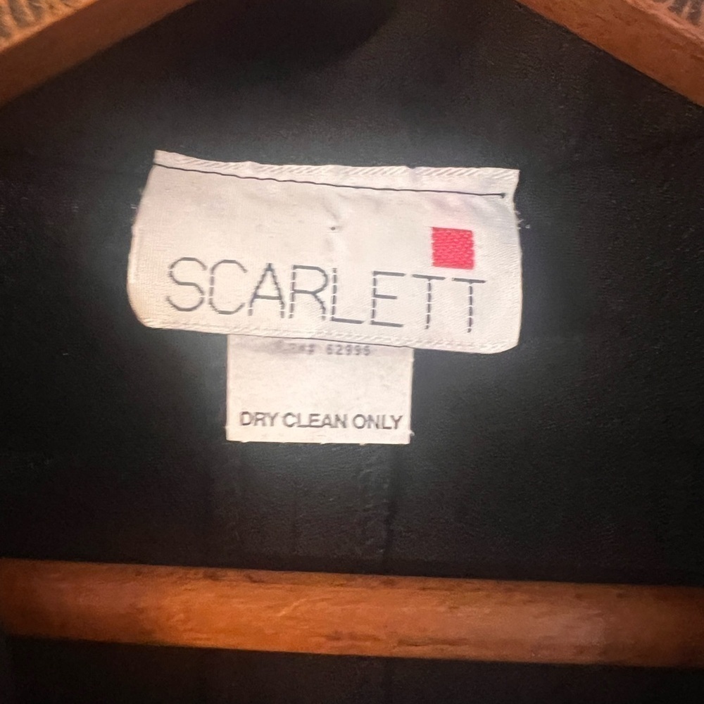 Vintage 80s Black Blazer Top With Gold Detailing By Scarlett Size 5-6 - Picture 3 of 11